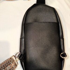 The ardorned Black Textured Crossbody Bag